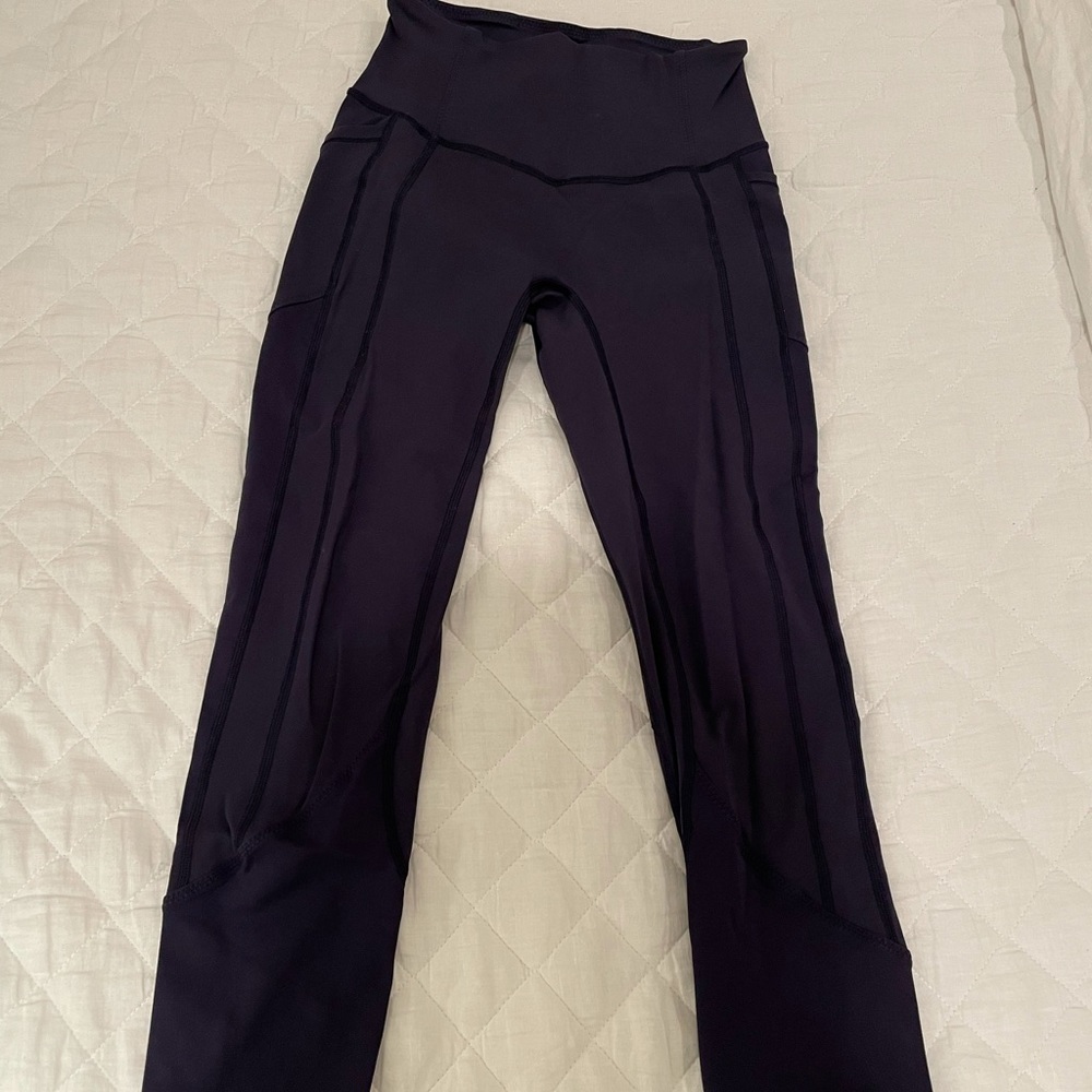 Lululemon cropped leggings